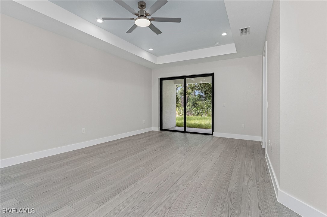 26221 Sandhill Blvd Property Photo 6
