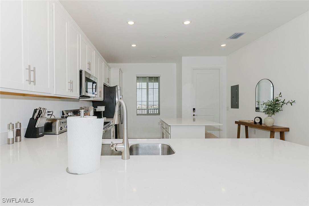 5555 Double Eagle Cir 3944 Property Photo 8