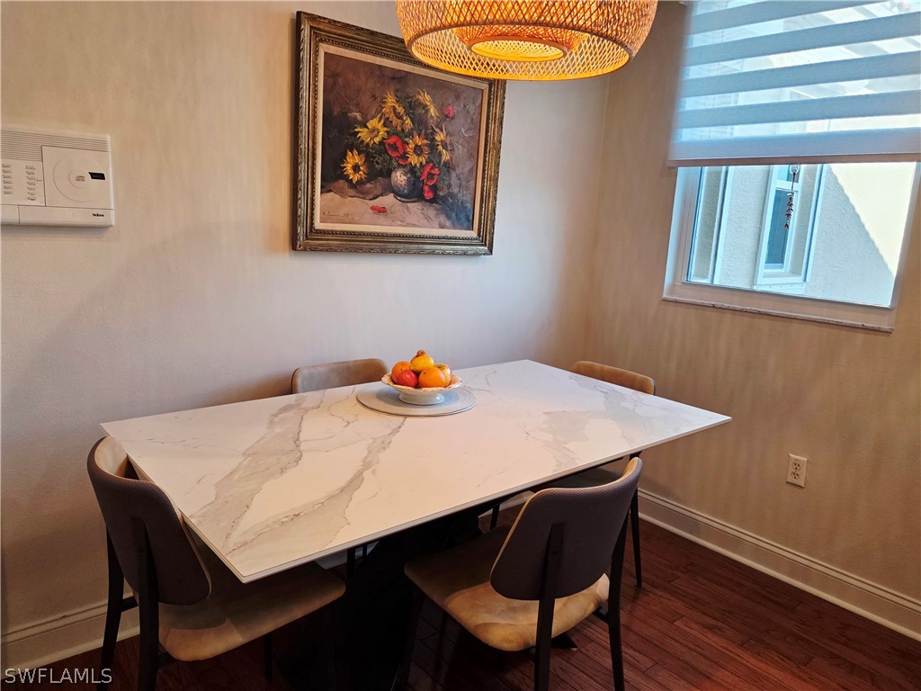6775 Huntington Lakes Cir 202 Property Photo 5