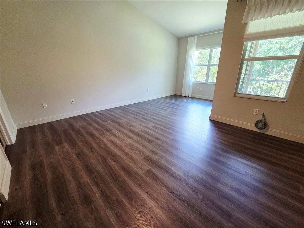 6775 Huntington Lakes Cir 202 Property Photo 6