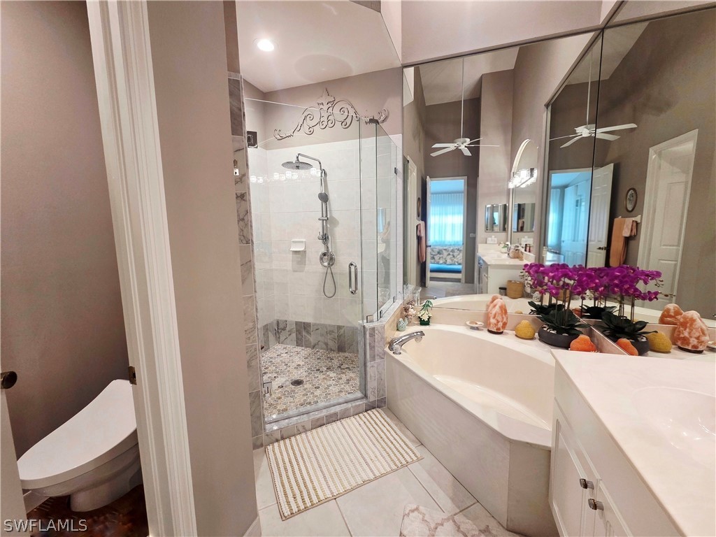 6775 Huntington Lakes Cir 202 Property Photo 12