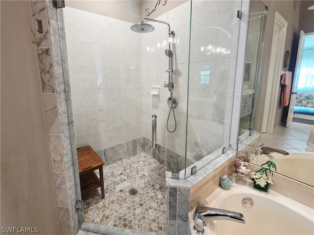 6775 Huntington Lakes Cir 202 Property Photo 13