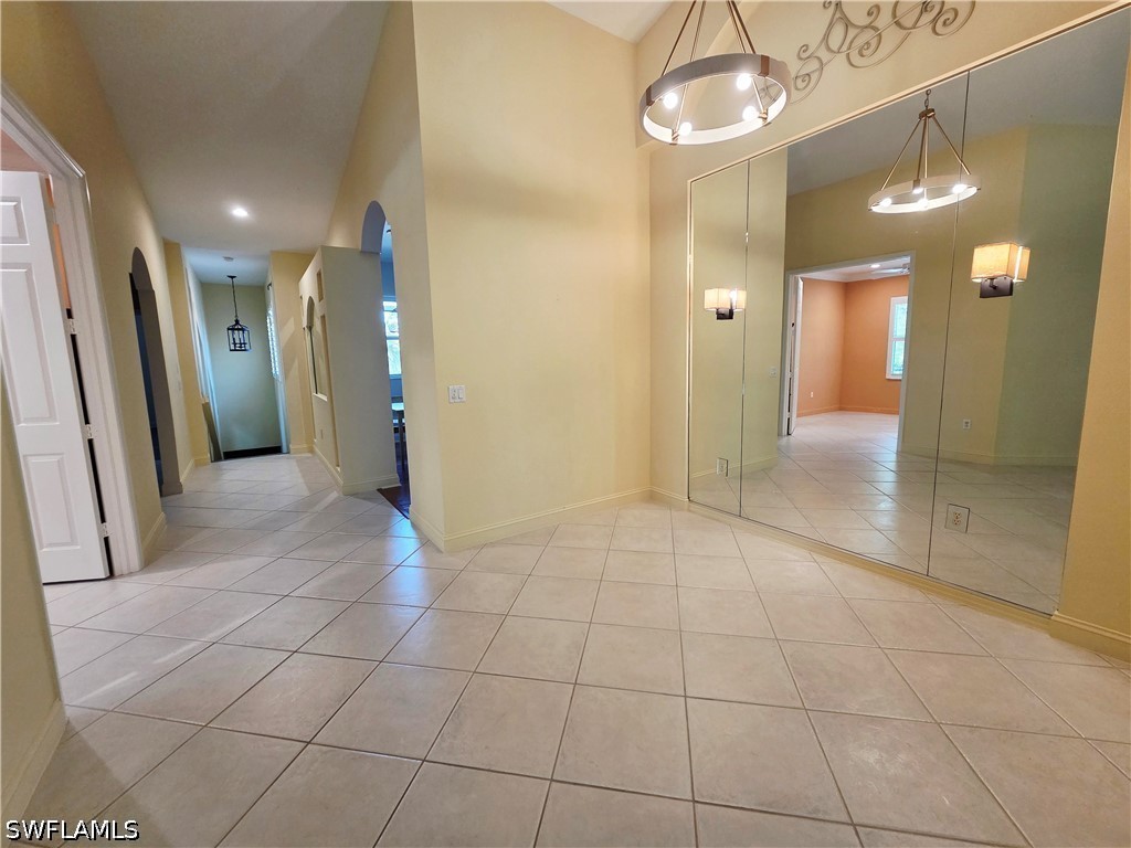 6775 Huntington Lakes Cir 202 Property Photo 33