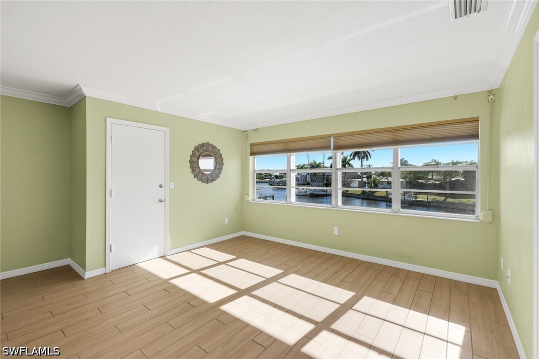 1706 Bikini Ct 202 Property Photo 7