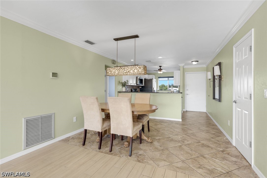 1706 Bikini Ct 202 Property Photo 16