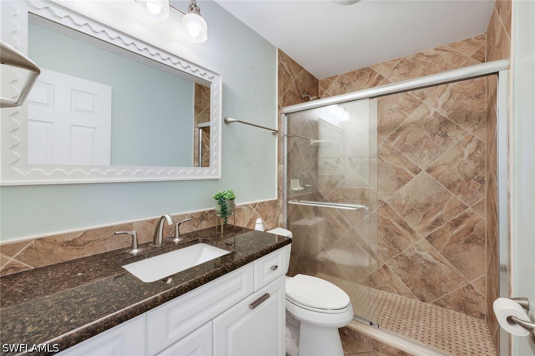 1706 Bikini Ct 202 Property Photo 23