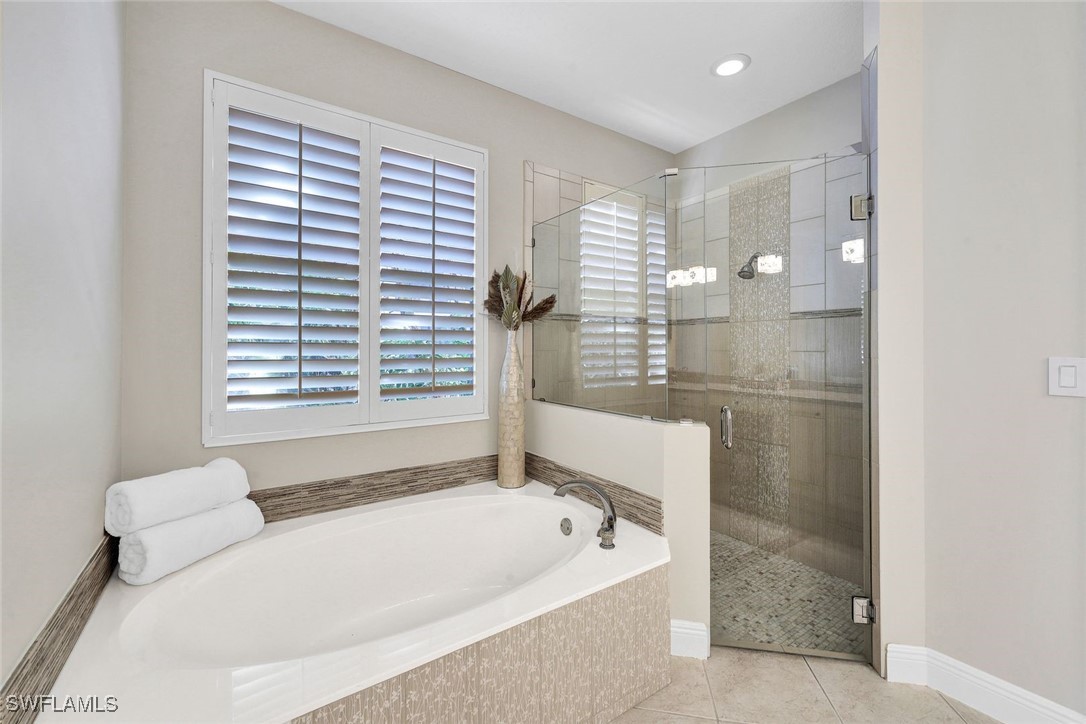 9008 Cherry Oaks Trl Property Photo 16