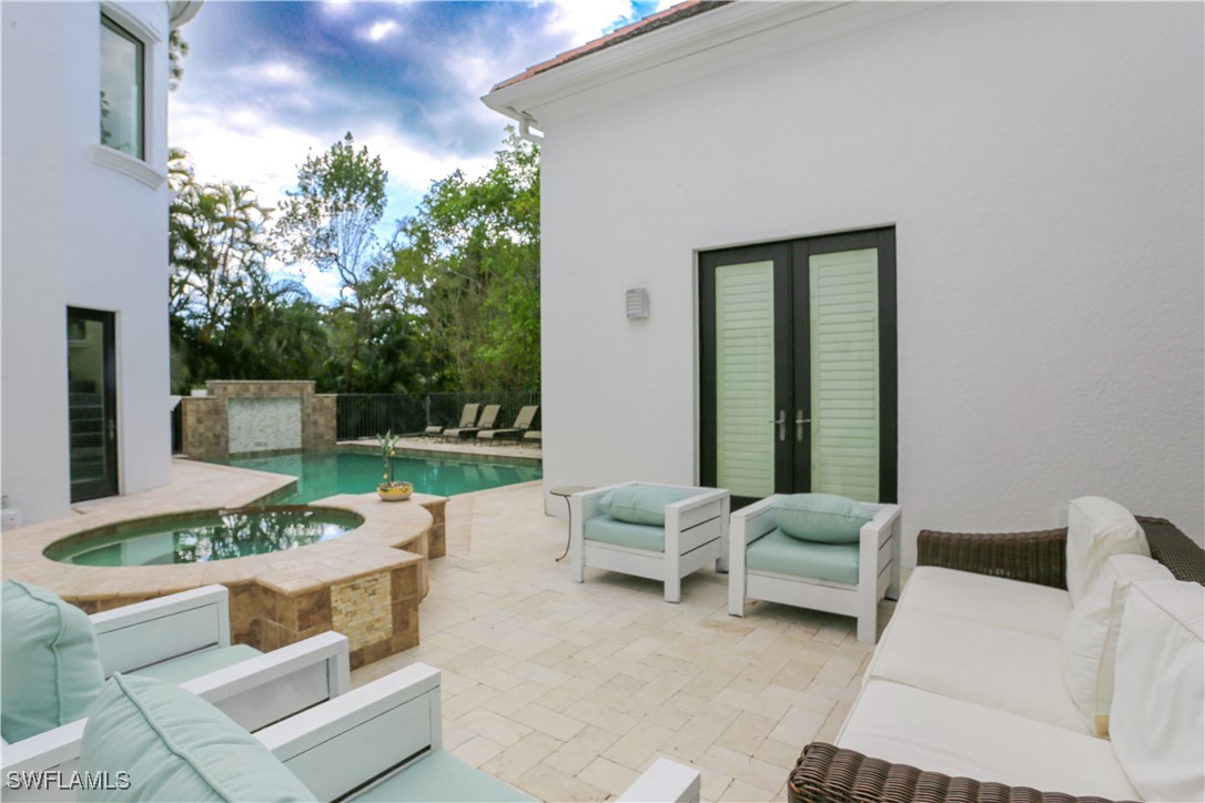 1412 Hemingway Pl Property Photo 5