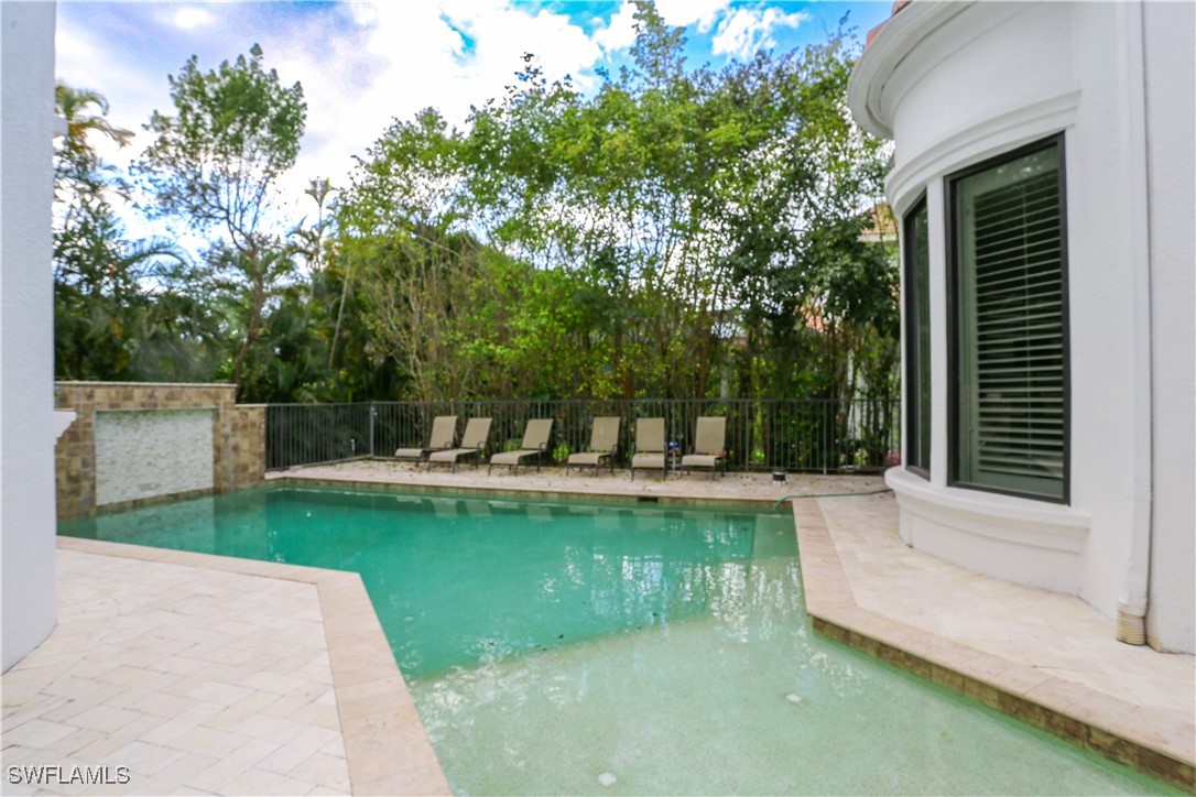 1412 Hemingway Pl Property Photo 6