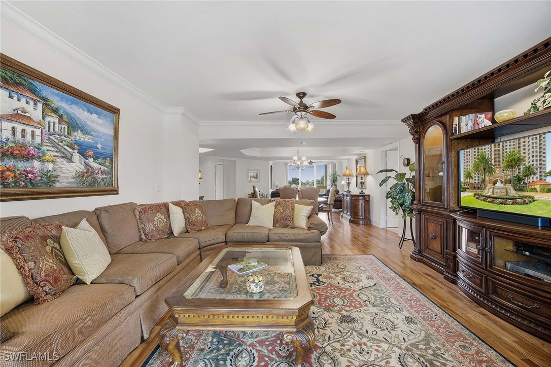 6597 Nicholas Blvd E 405 Property Photo 10