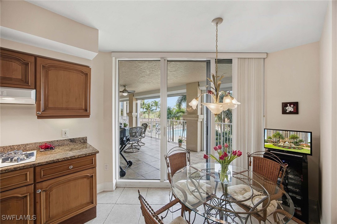6597 Nicholas Blvd E 405 Property Photo 13