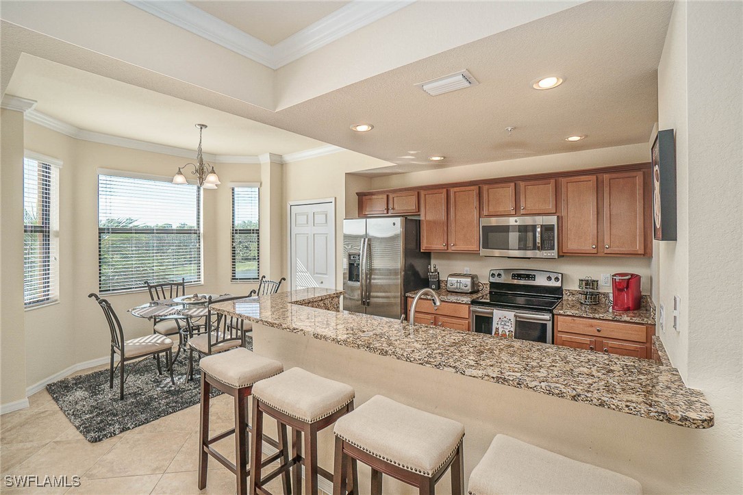 9731 Acqua Ct 533 Property Photo 6