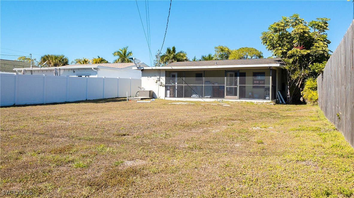 814 109th Ave N Property Photo 9