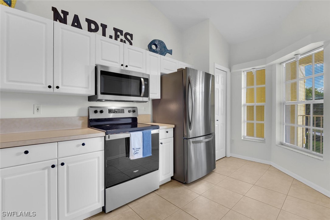 9165 Celeste Dr 3-303 Property Photo 5