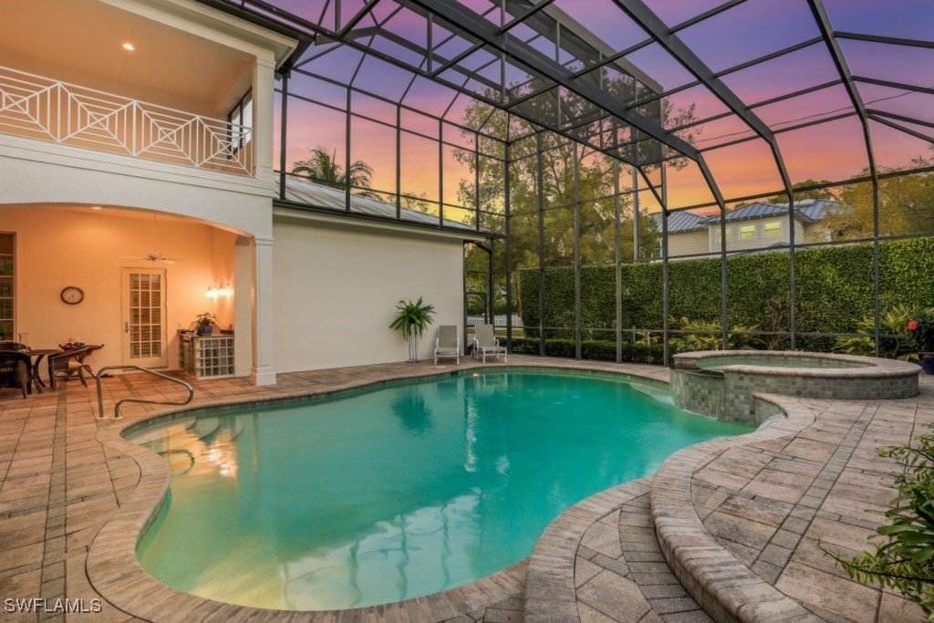 226005363 Property Photo 11