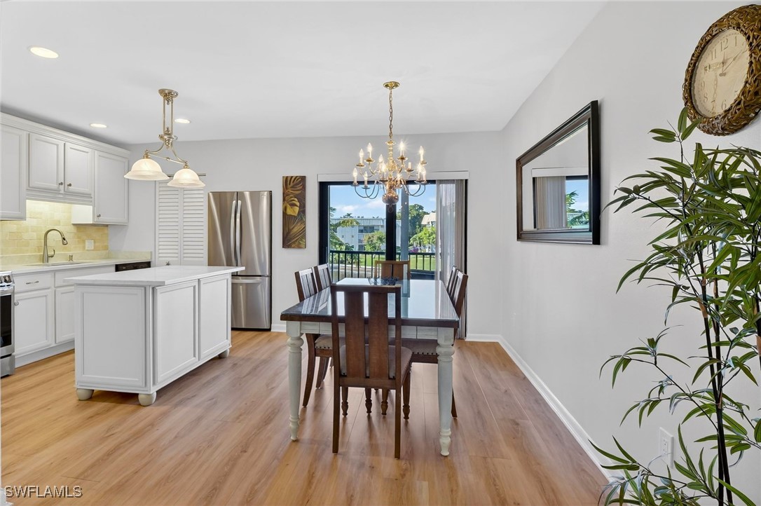 788 Park Shore Dr B22 Property Photo 7