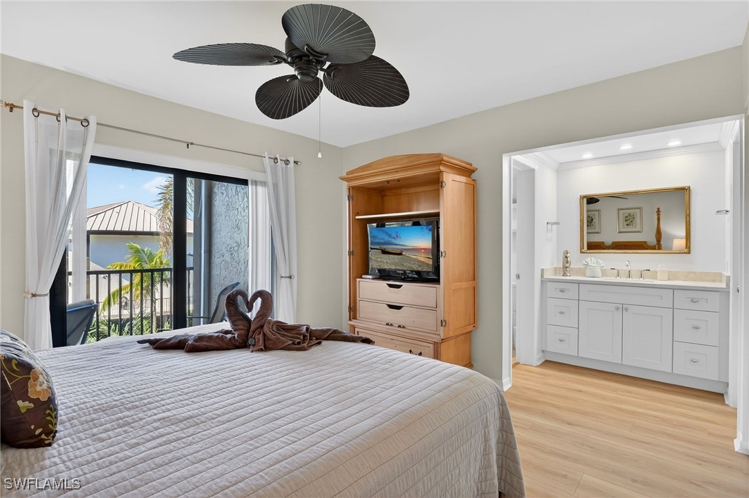 788 Park Shore Dr B22 Property Photo 13