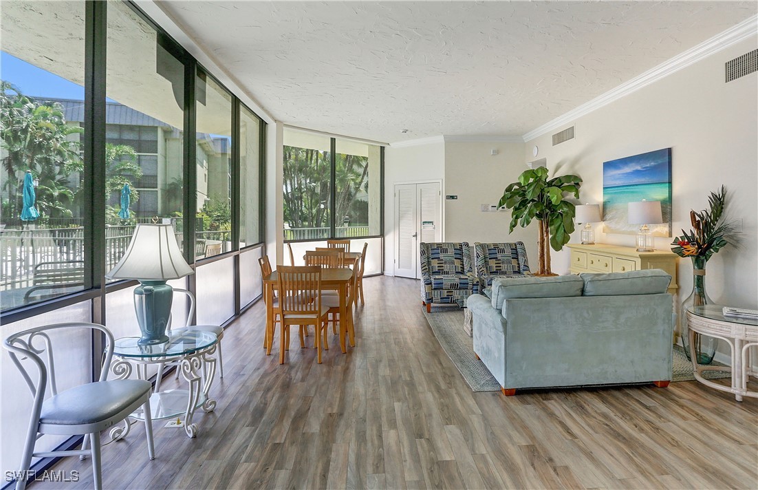 788 Park Shore Dr B22 Property Photo 29