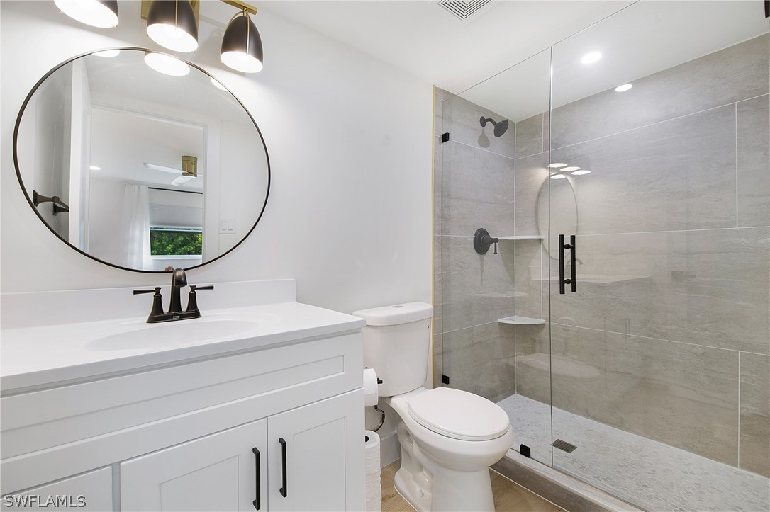 226005501 Property Photo 12