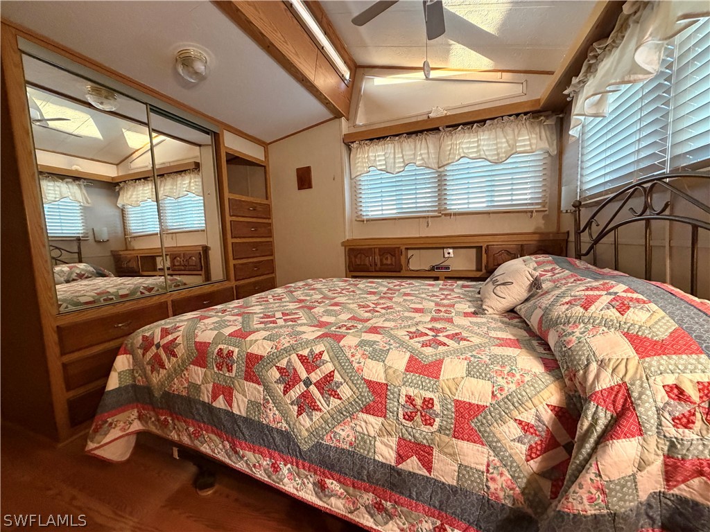 4710 Split Log Ln W Property Photo 19