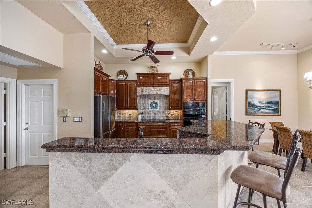 146 Windward Cay Property Photo 9