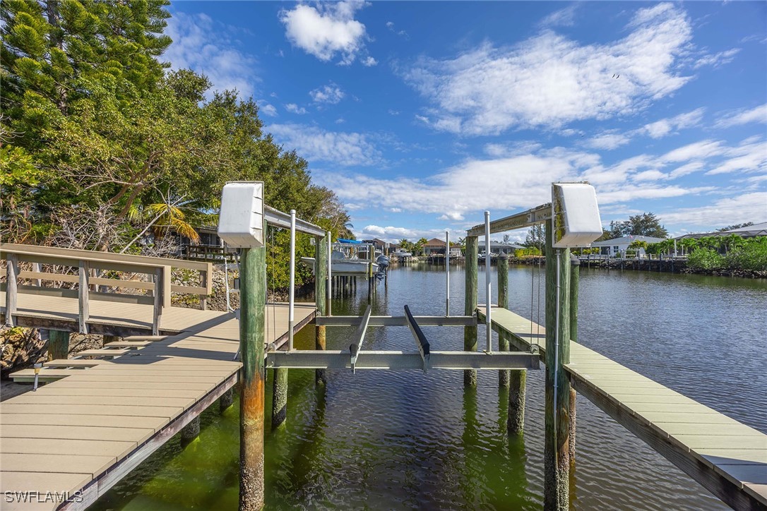 146 Windward Cay Property Photo 32