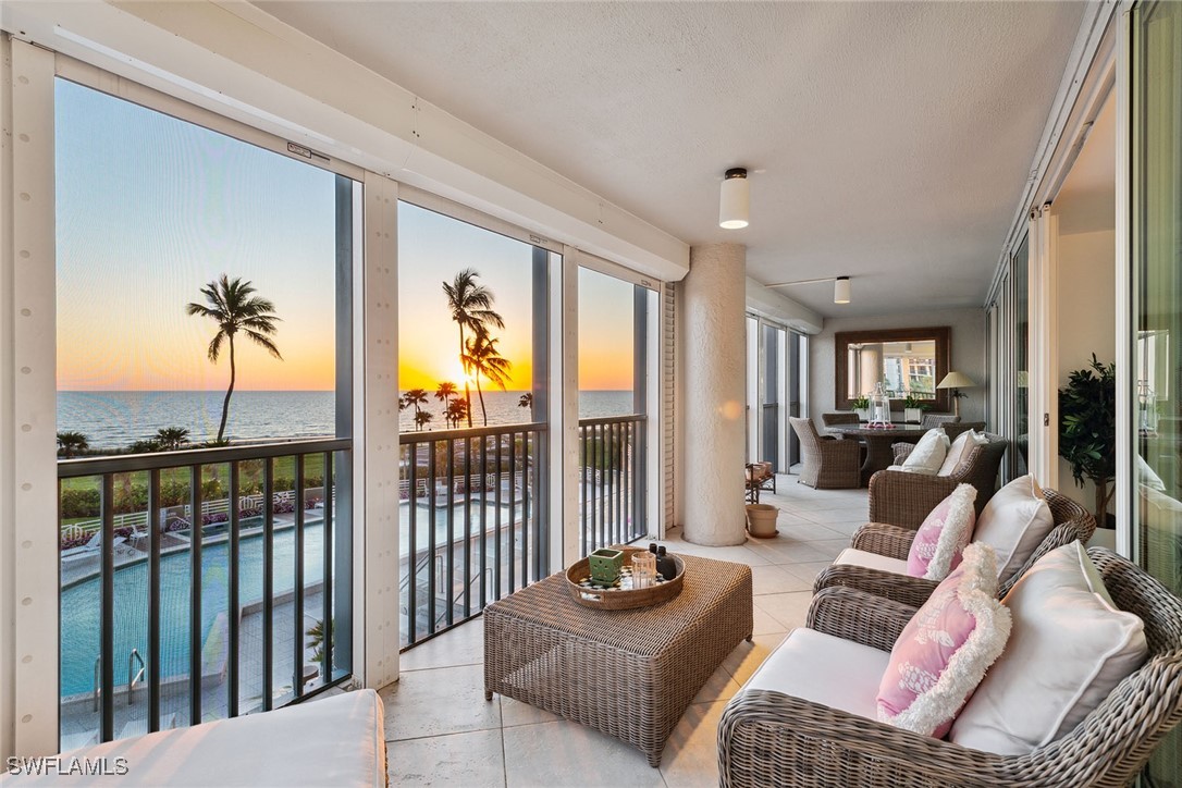 4651 Gulf Shore BLVD N 101