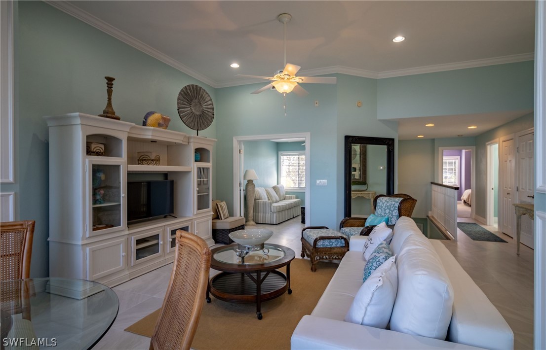 2611 Citrus Lake Dr C-203 Property Photo 4