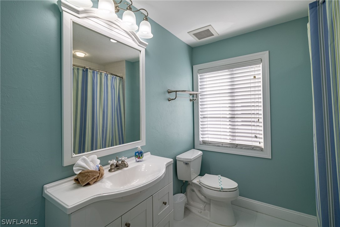 2611 Citrus Lake Dr C-203 Property Photo 23