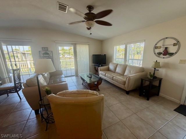 1671 Diamond Lake Cir Property Photo 10