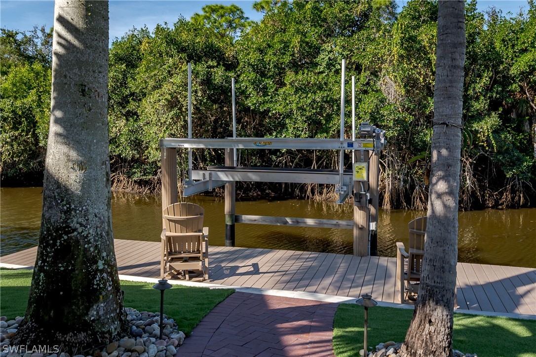 13323 Snook Cir Property Photo 5