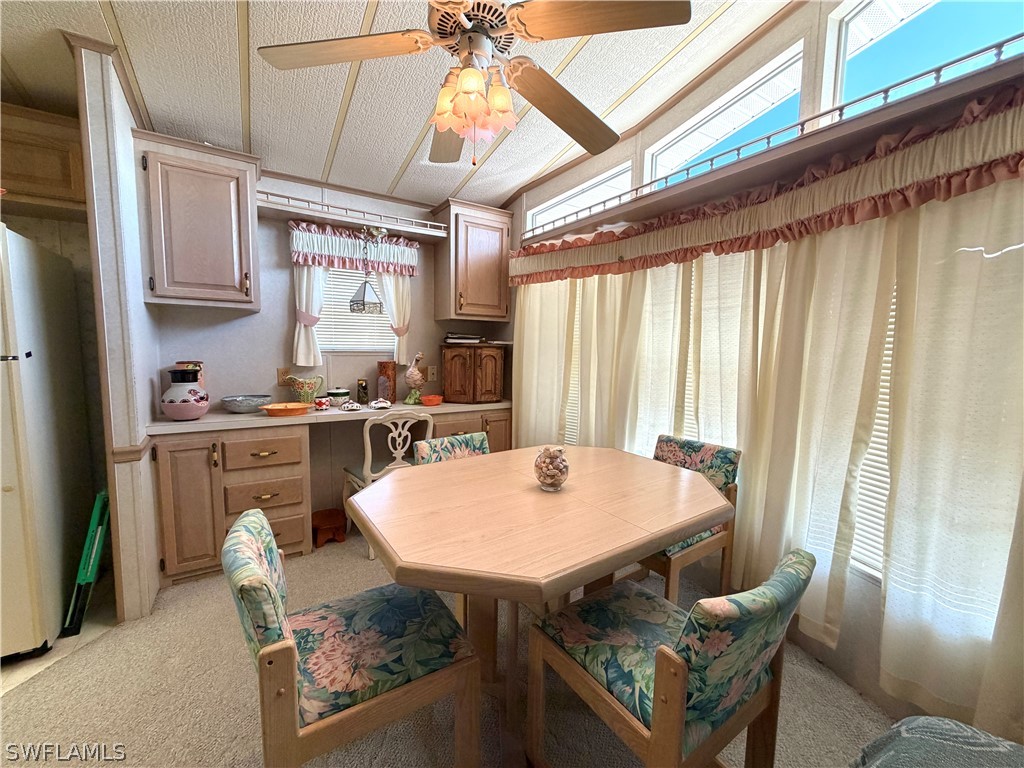 4520 Washington Way E Property Photo 5
