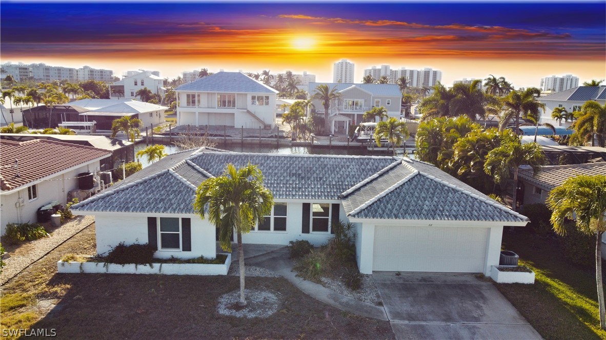 22 Bayview BLVD Property Photo 1