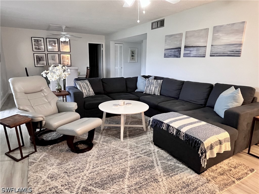 209 Palm Dr 1 Property Photo 4