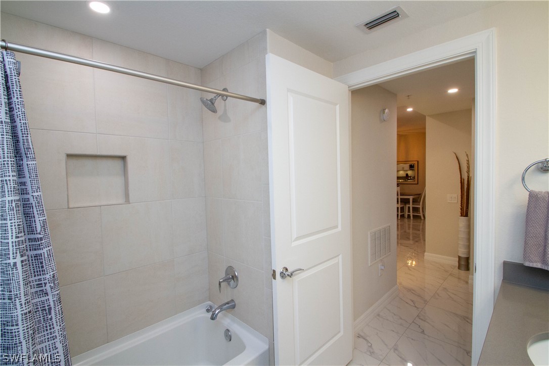 244 Indies Dr E 101 Property Photo 24