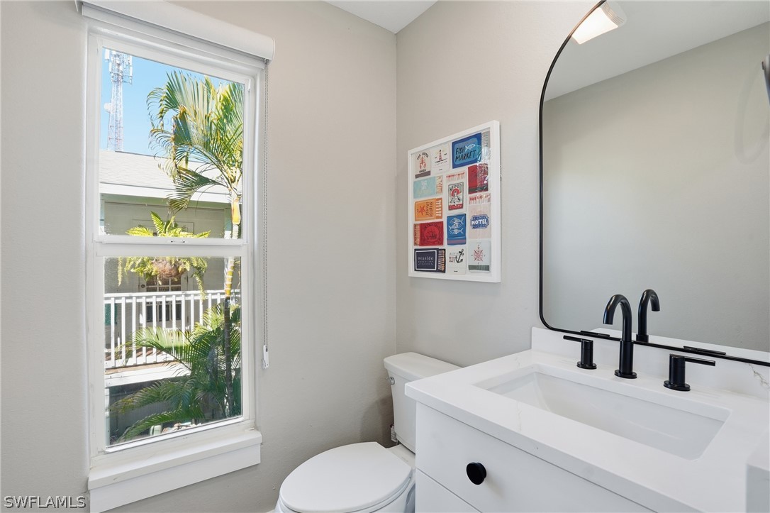 3321 Estero Blvd Property Photo 28