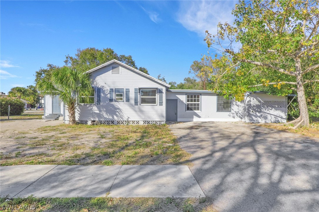 2933 Jackson St Property Photo 1