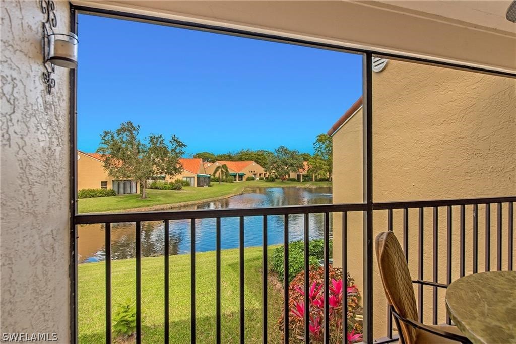 643 Beachwalk Cir D-202 Property Photo 8