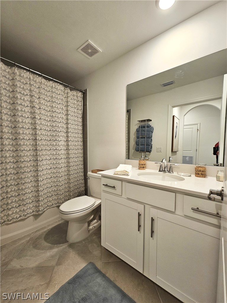 5749 Double Eagle Cir 4523 Property Photo 13