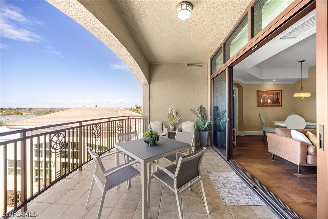 9123 Strada Pl 7501 Property Photo 20