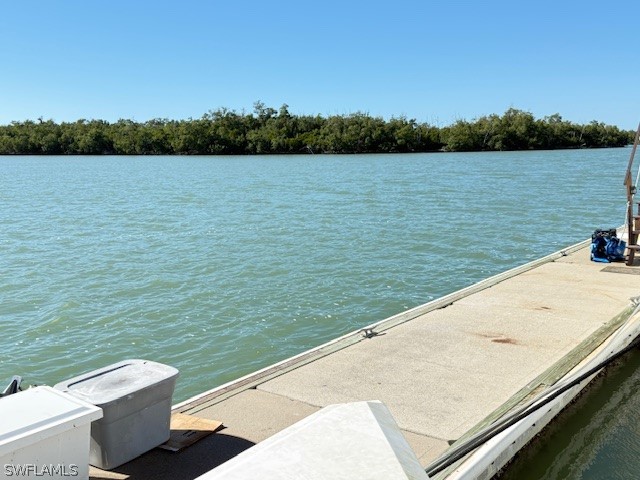 385 Angler Dr Property Photo 1