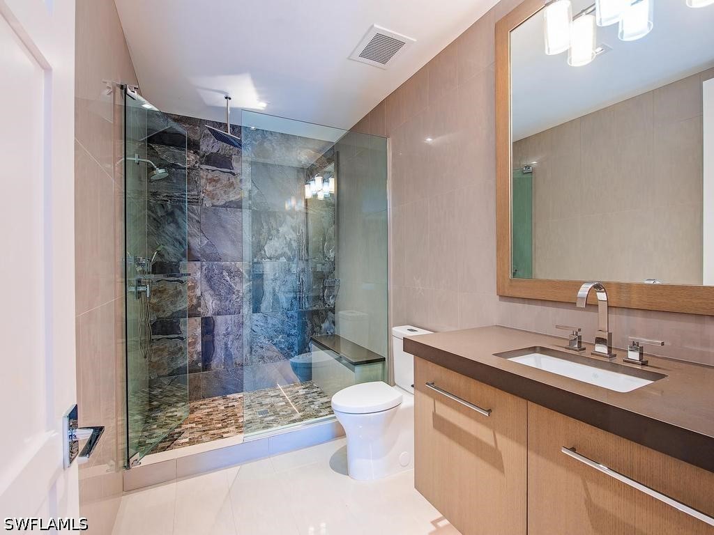 490 5th St S 101 Property Photo 16
