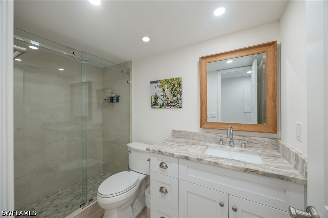 746 Eagle Creek Dr 101 Property Photo 14