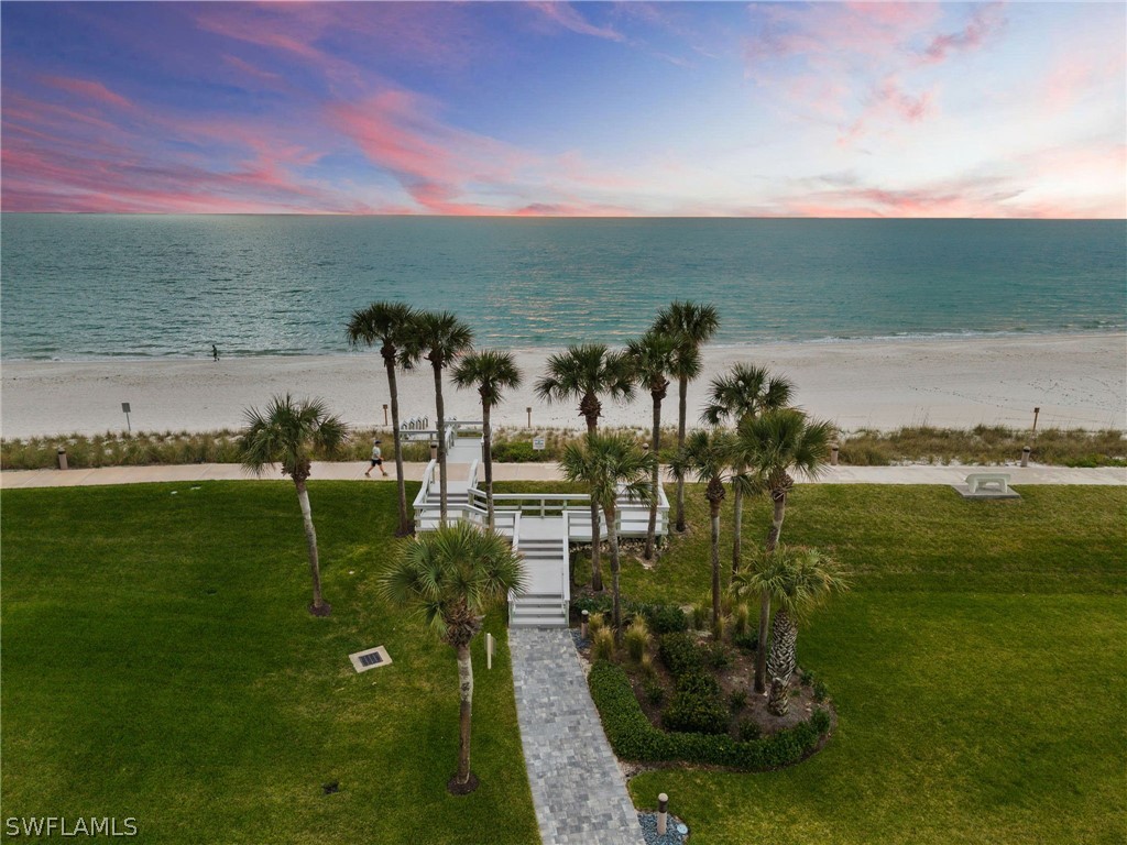 4401 Gulf Shore Blvd N D806 Property Photo 4