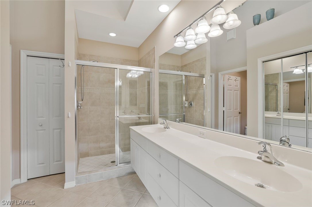 2360 Hidden Lake Ct 8410 Property Photo 12