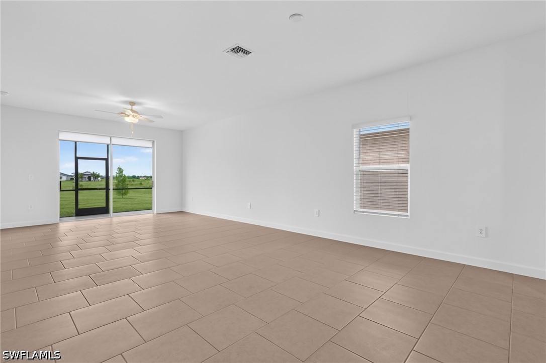 3904 Passion Vine Dr Property Photo 4