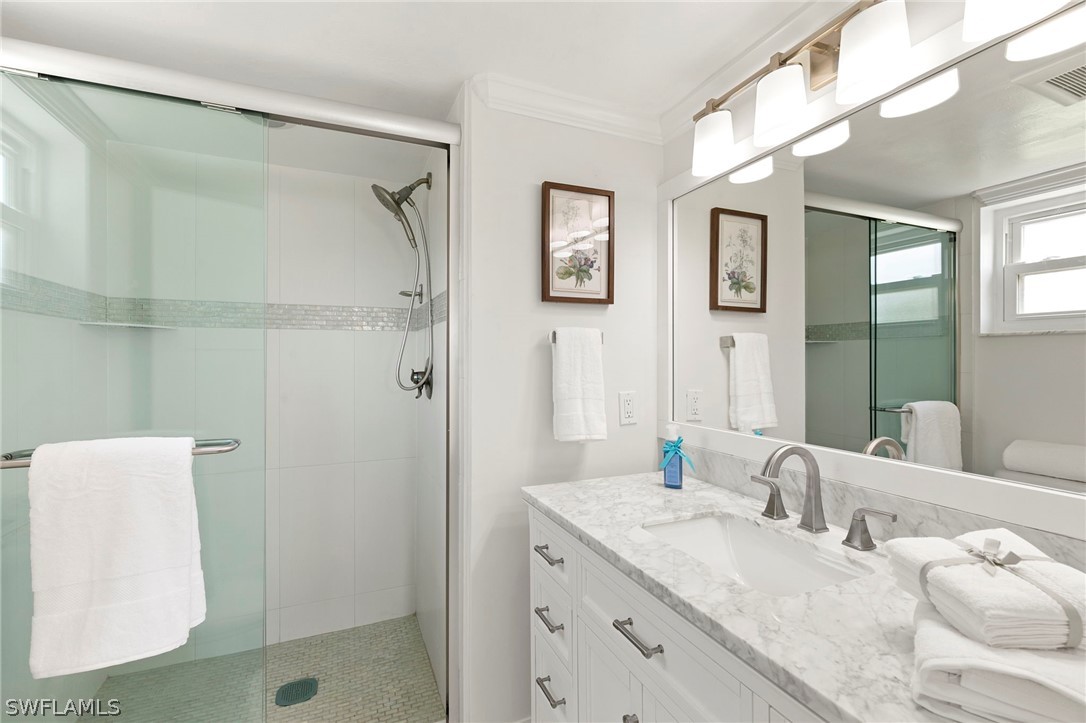 300 Forest Lakes Blvd 112 Property Photo 14