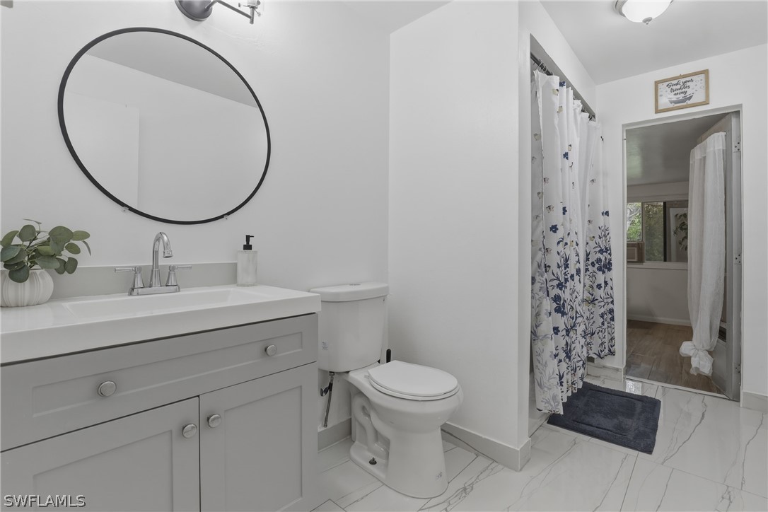 219 Se 16th Ter Property Photo 10