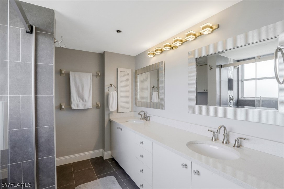5501 Heron Pt Dr 201 Property Photo 16