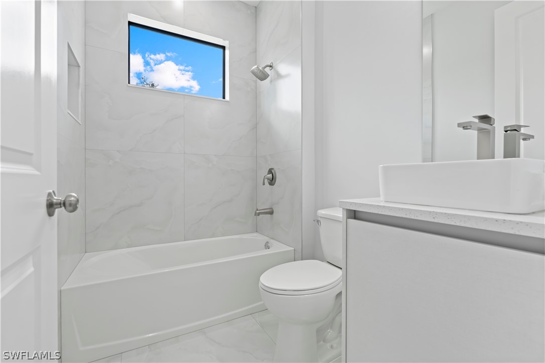 1745 Everglades Blvd S Property Photo 10